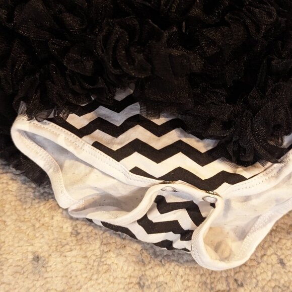 Boo Baby Girl Halloween Tutu Dress - Picture 2 of 3